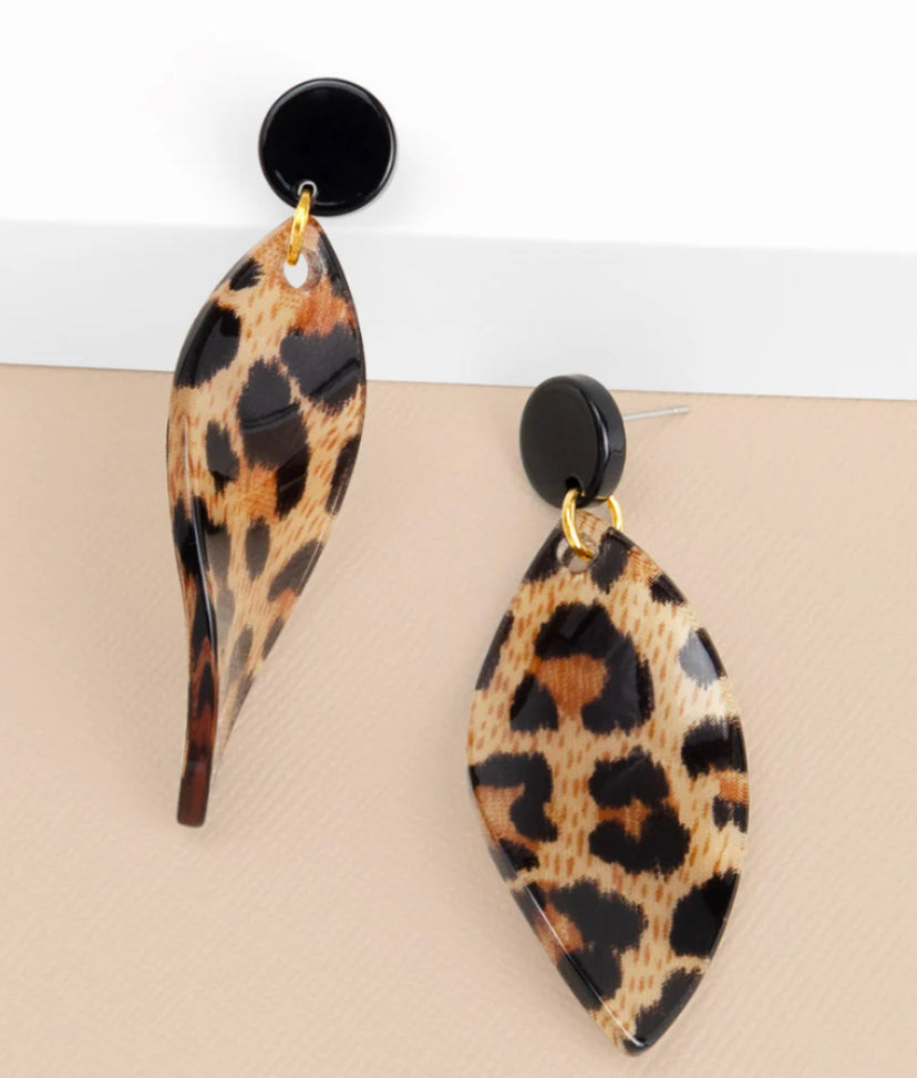 ZENZII - Marquise Shaped Earrings